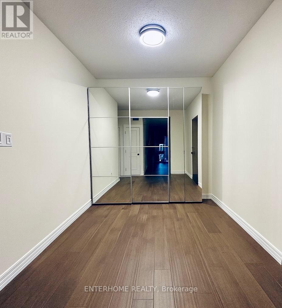 2906 - 18 Harbour Street, Toronto, Ontario  M5J 2Z6 - Photo 3 - C12513812