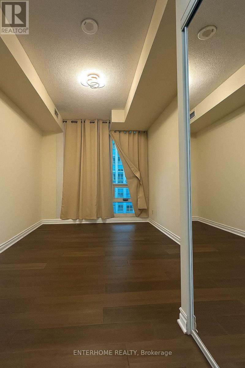 2906 - 18 Harbour Street, Toronto, Ontario  M5J 2Z6 - Photo 7 - C12513812