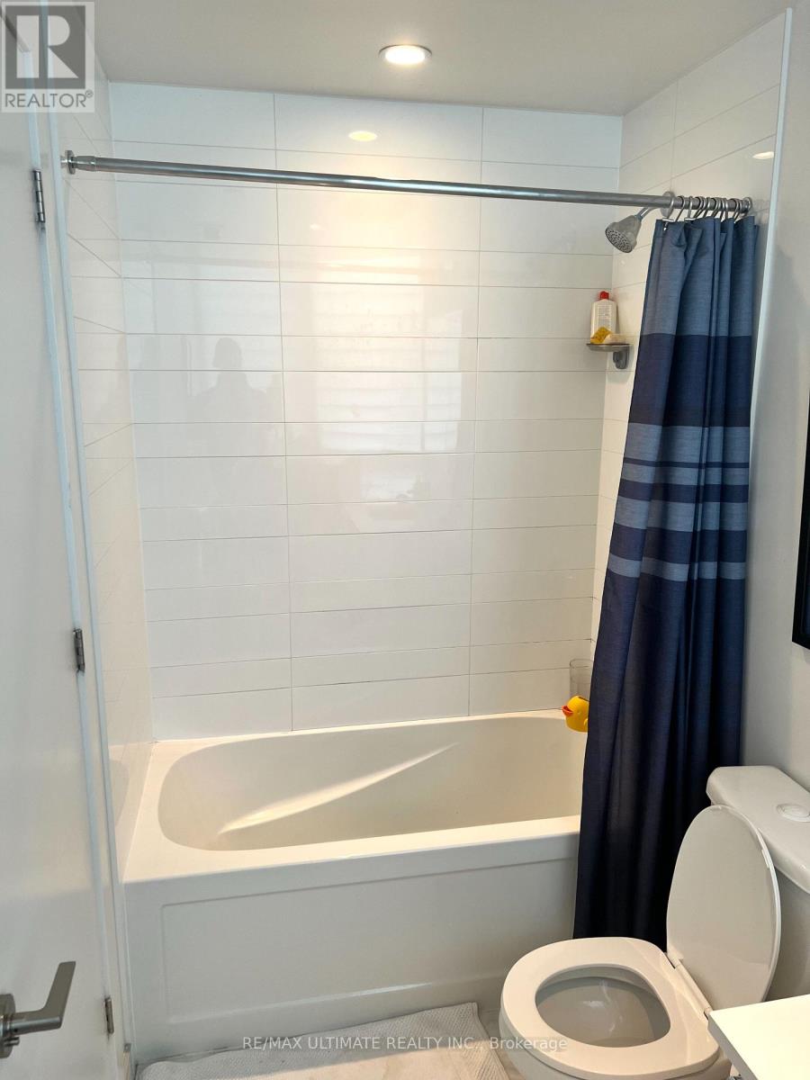 Th 1 - 50 Bruyeres Mews, Toronto, Ontario  M5V 0H8 - Photo 4 - C12513816