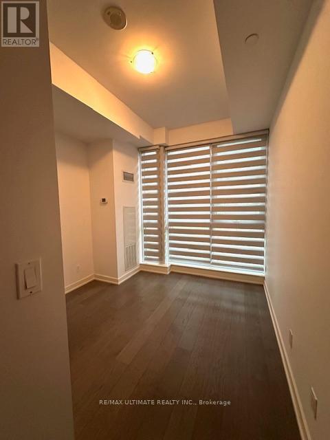 Th 1 - 50 Bruyeres Mews, Toronto, Ontario  M5V 0H8 - Photo 7 - C12513816