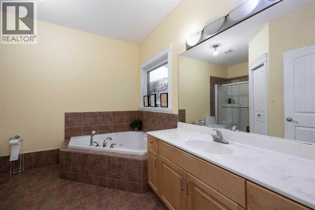 179 Peterson Lane, Fort Mcmurray, Alberta T9K 0B1 - Photo 21 - A2269003