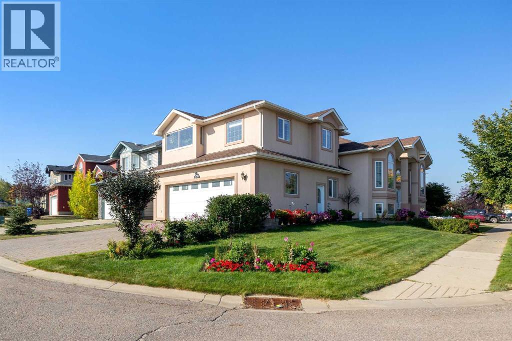 179 Peterson Lane, Fort Mcmurray, Alberta T9K 0B1 - Photo 1 - A2269003