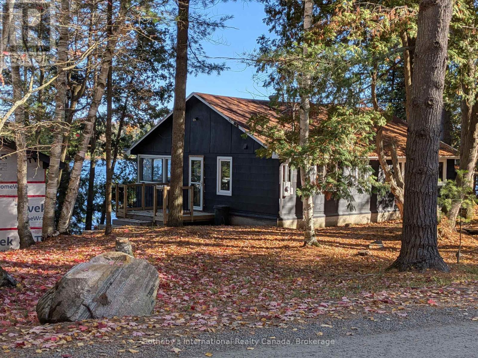 1063 Whiteside Road, Muskoka Lakes, Ontario P0B 1J0 - Photo 16 - X12513662