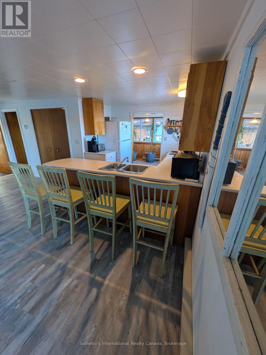 1063 Whiteside Road, Muskoka Lakes, Ontario P0B 1J0 - Photo 8 - X12513662