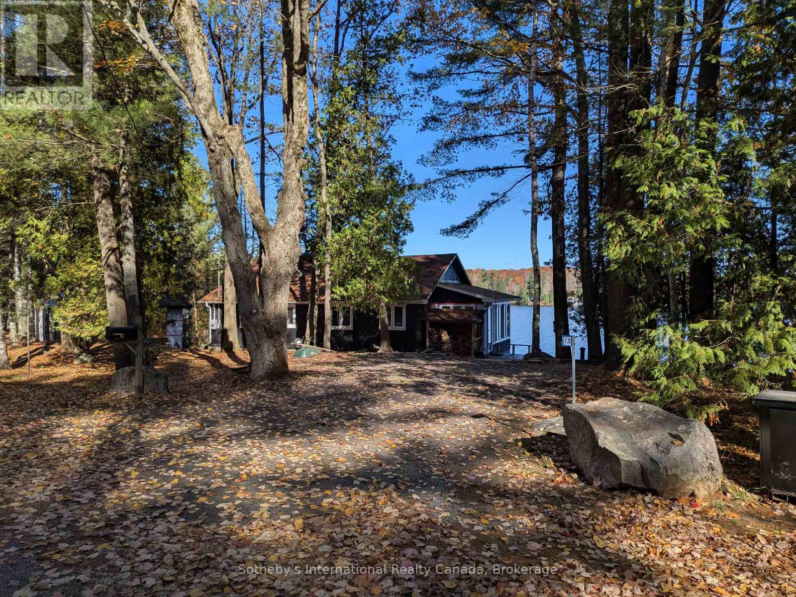 1063 Whiteside Road, Muskoka Lakes, Ontario P0B 1J0 - Photo 5 - X12513662