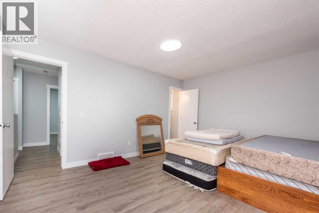 55 Templemont Drive Ne, Calgary, Alberta  T1Y 4Z5 - Photo 17 - A2262122