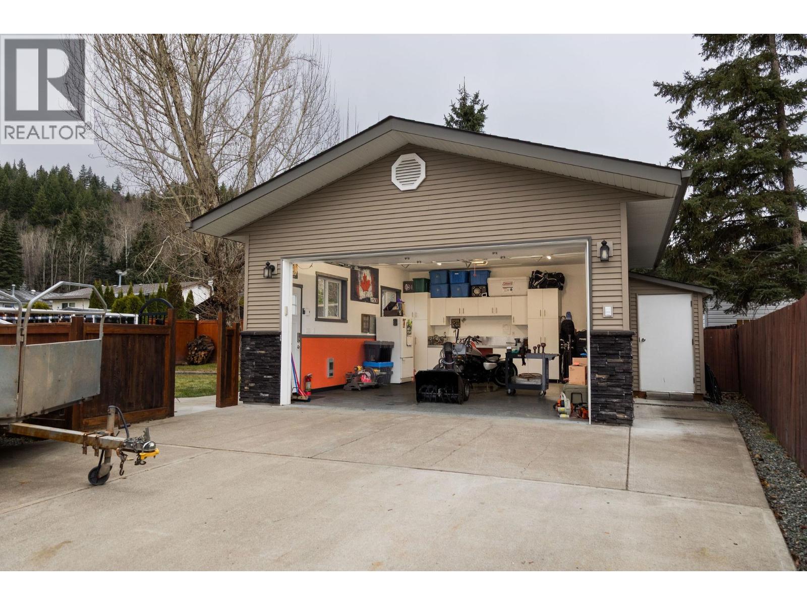 4176 Nehring Avenue, Prince George, British Columbia  V2N 3G1 - Photo 32 - R3064974