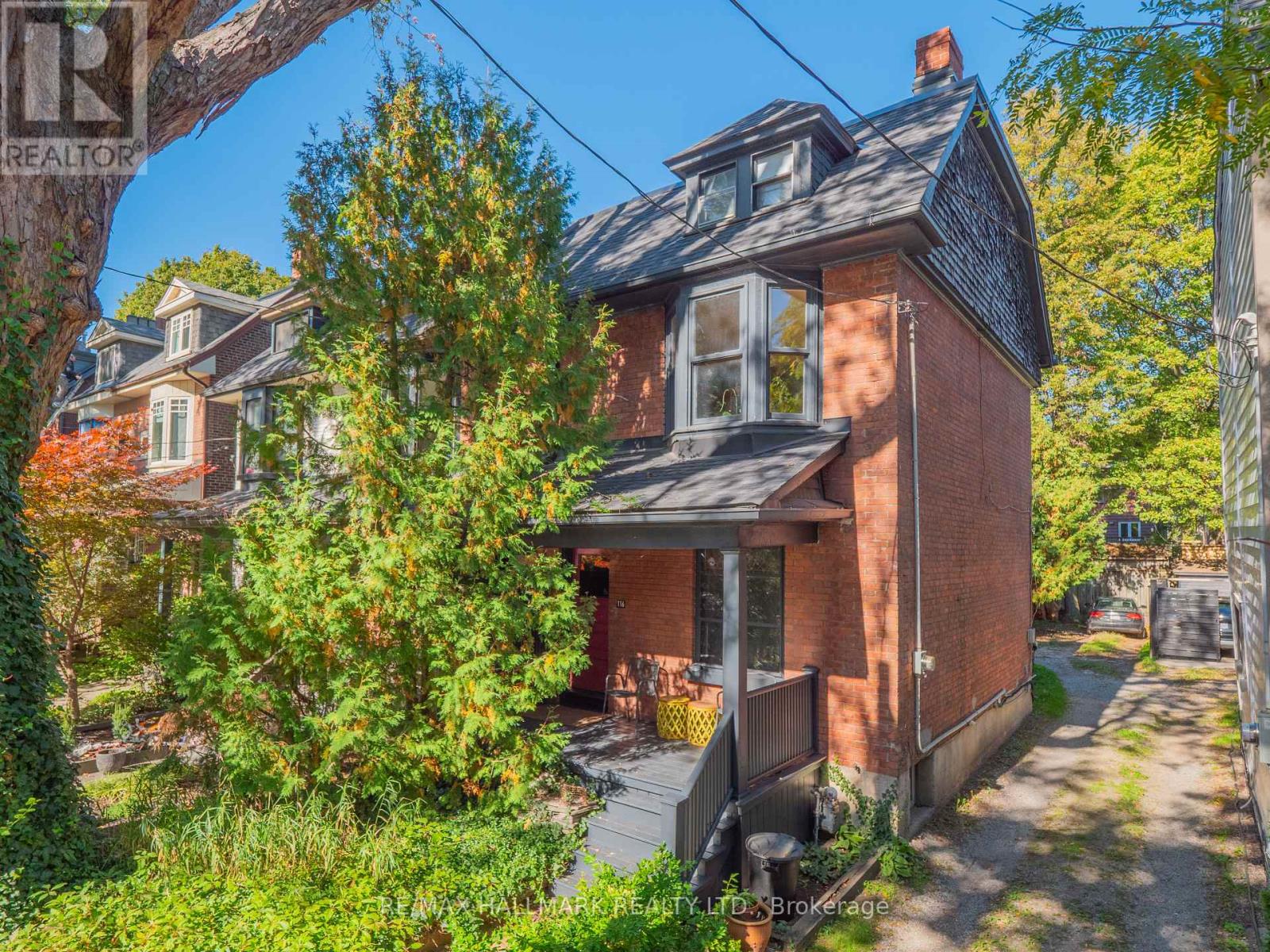 116 Victor Avenue, Toronto, Ontario M4K 1A8 - Photo 2 - E12513638