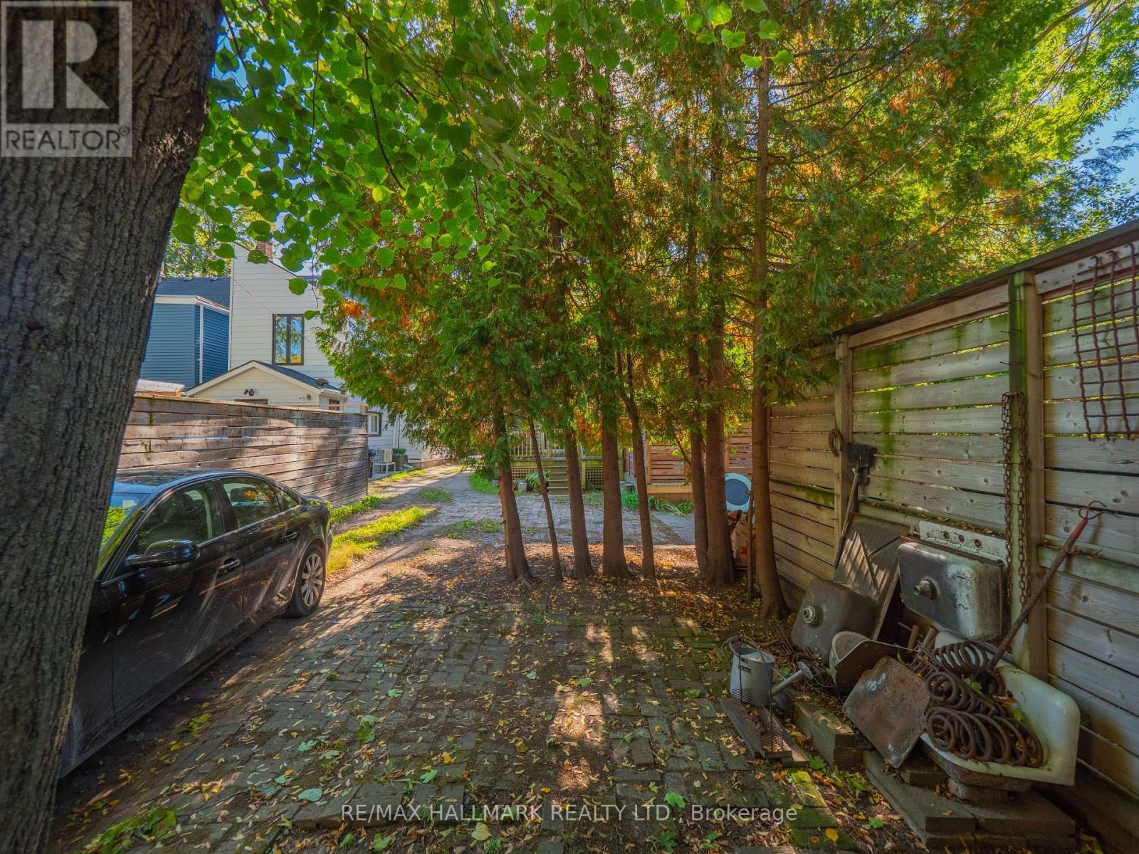 116 Victor Avenue, Toronto, Ontario M4K 1A8 - Photo 49 - E12513638