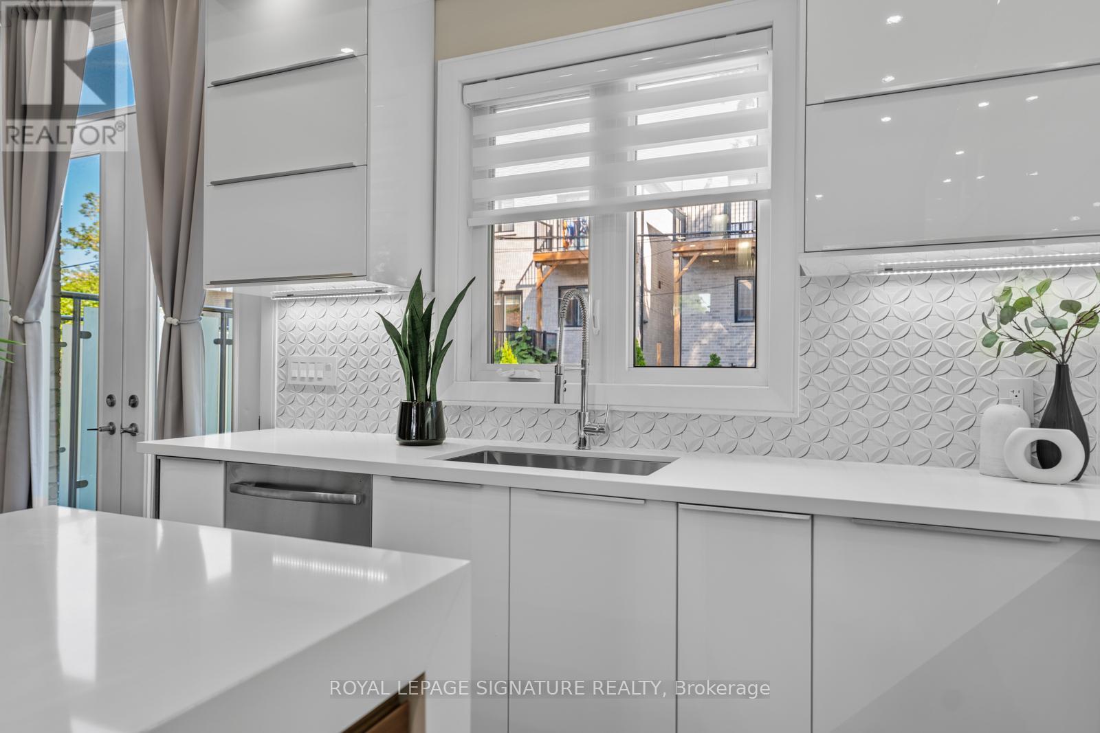 59a Bexhill Avenue, Toronto, Ontario  M1L 3B7 - Photo 11 - E12513826