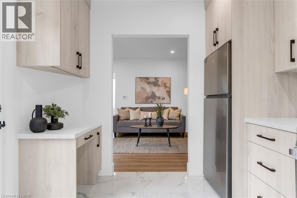 20 Hill Street, Hamilton, Ontario L8P 1W7 - Photo 10 - 40785250