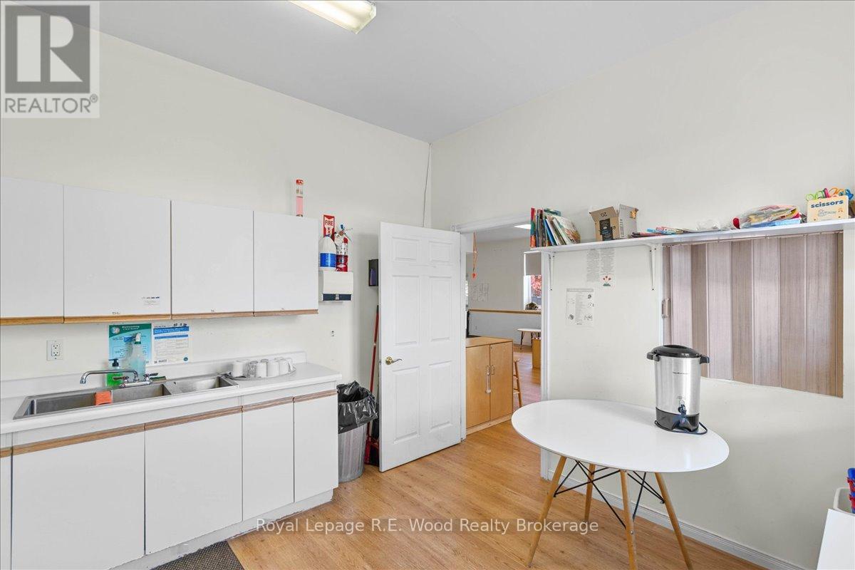 1140 Bay Street, Norfolk, Ontario  N0E 1M0 - Photo 24 - X12506978