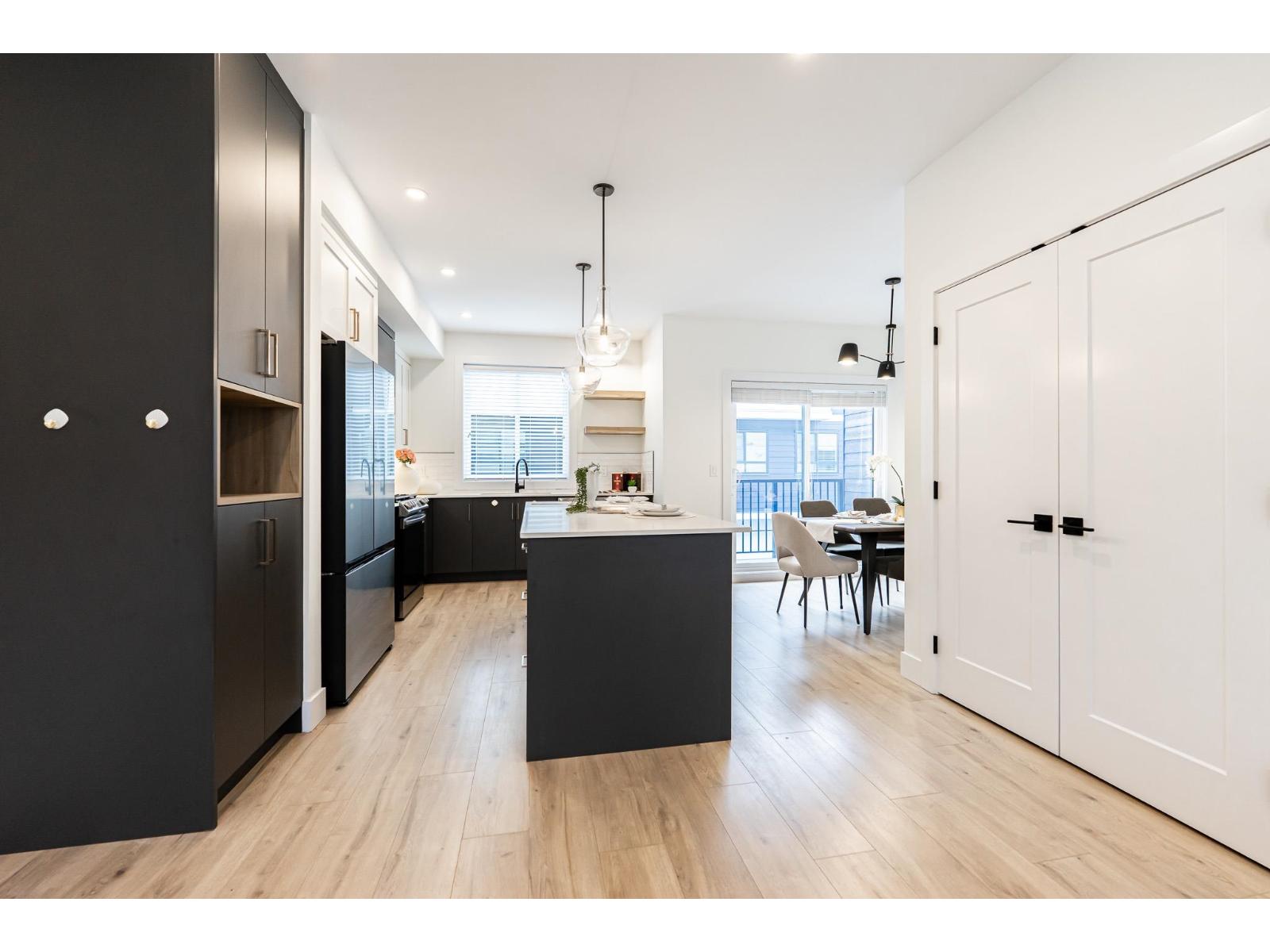 7 16358 23a Avenue, Surrey, British Columbia  V3Z 1J7 - Photo 8 - R3048374