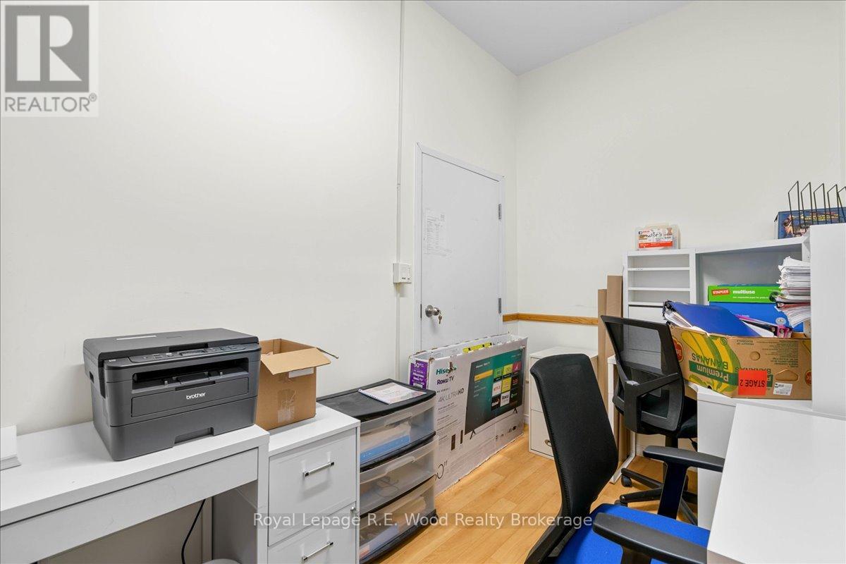 1140 Bay Street, Norfolk, Ontario  N0E 1M0 - Photo 25 - X12506978