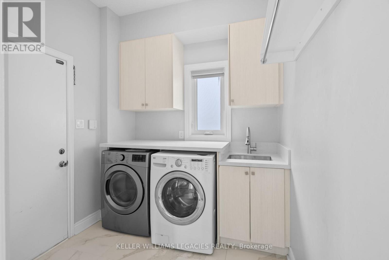 39 Michelle Drive, Vaughan, Ontario  L4L 9B8 - Photo 20 - N12513566