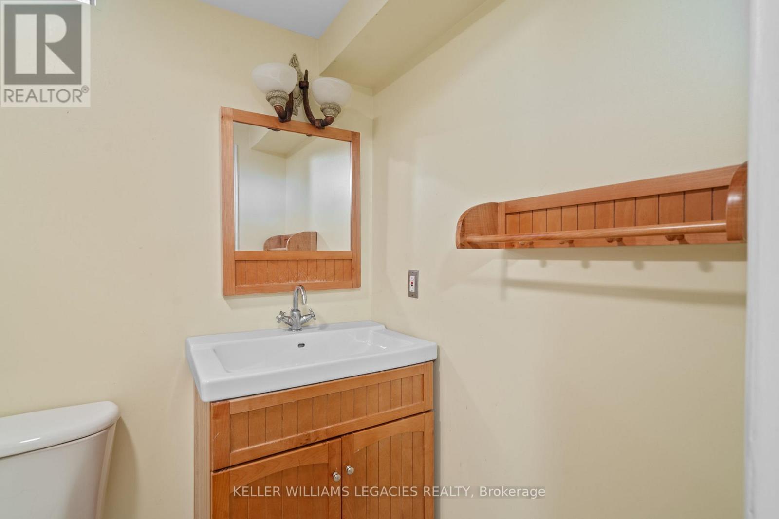 39 Michelle Drive, Vaughan, Ontario  L4L 9B8 - Photo 40 - N12513566