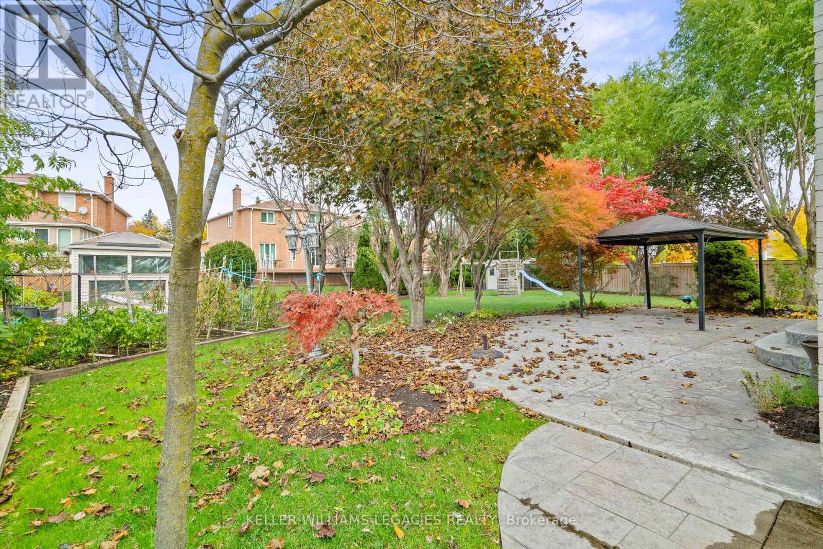 39 Michelle Drive, Vaughan, Ontario  L4L 9B8 - Photo 44 - N12513566