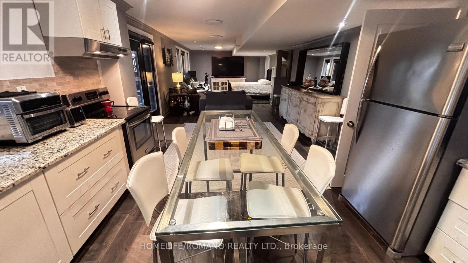 Bsmt - 6 Bluff Avenue, King, Ontario L7B 0A2 - Photo 9 - N12513646