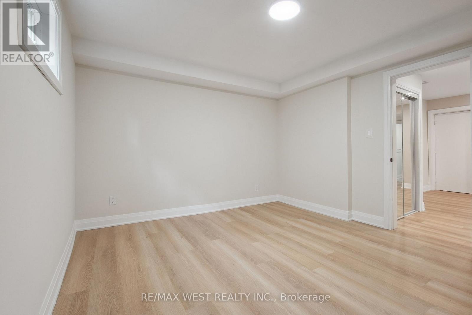 4 Snowcrest Crescent, Markham, Ontario L3S 2V9 - Photo 41 - N12513648