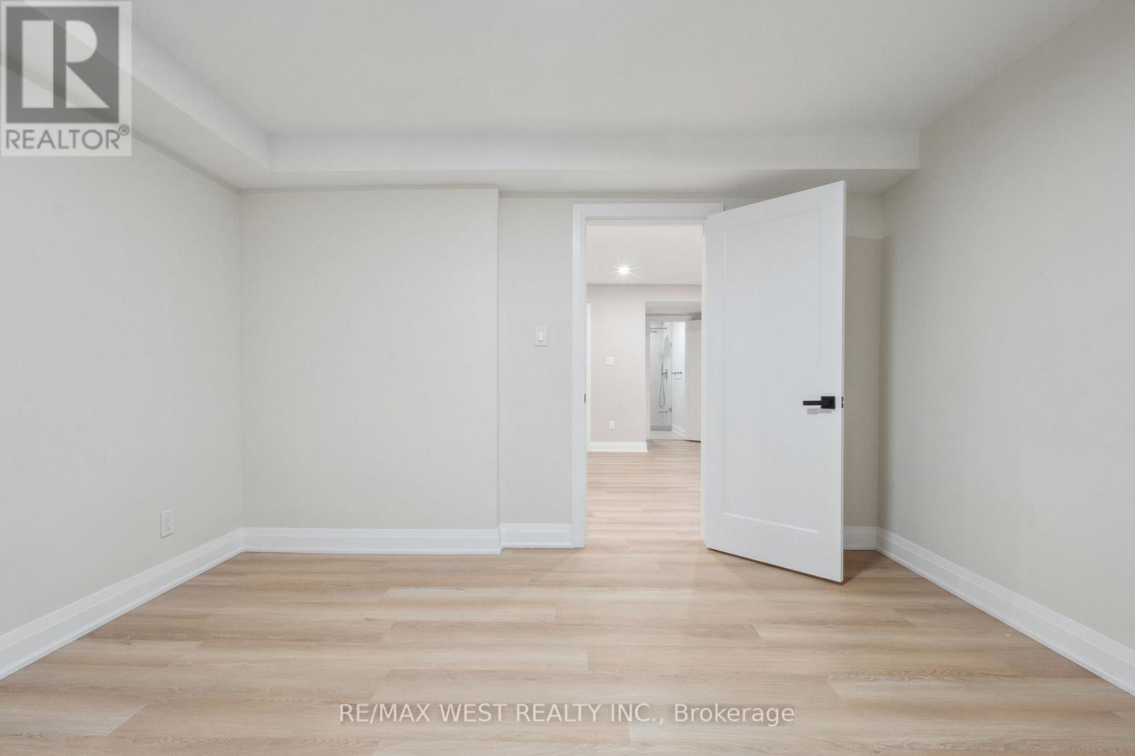 4 Snowcrest Crescent, Markham, Ontario L3S 2V9 - Photo 42 - N12513648