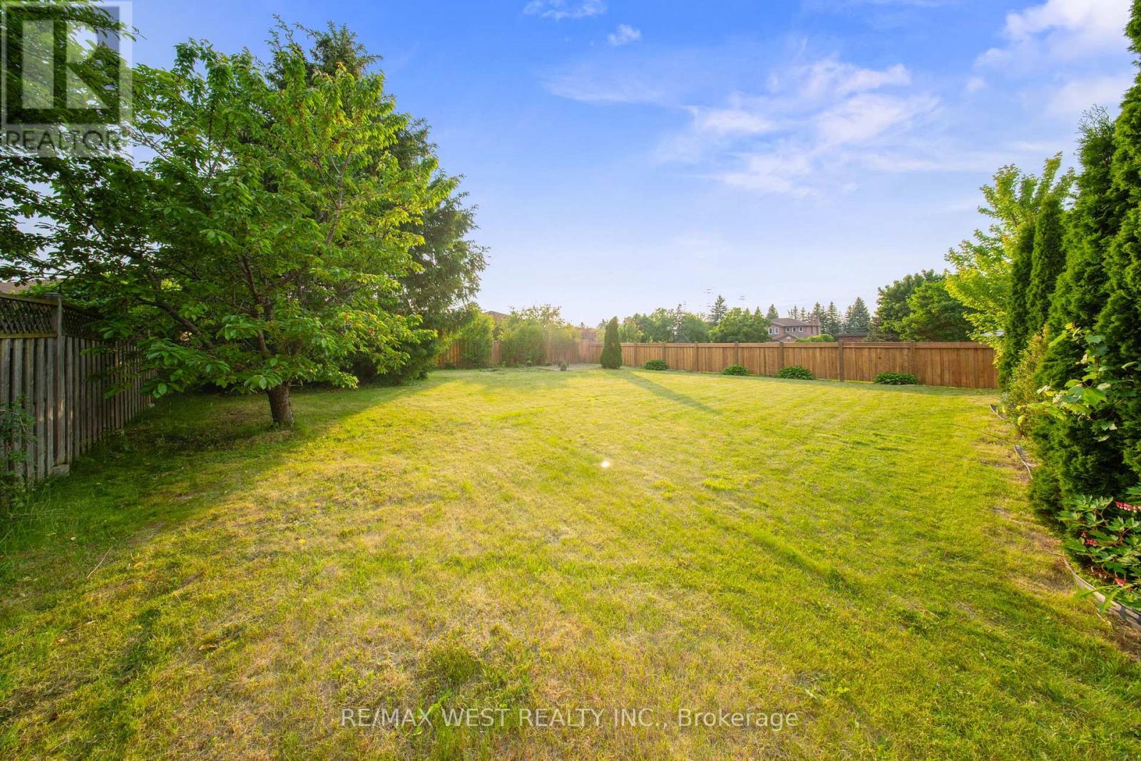 4 Snowcrest Crescent, Markham, Ontario L3S 2V9 - Photo 47 - N12513648