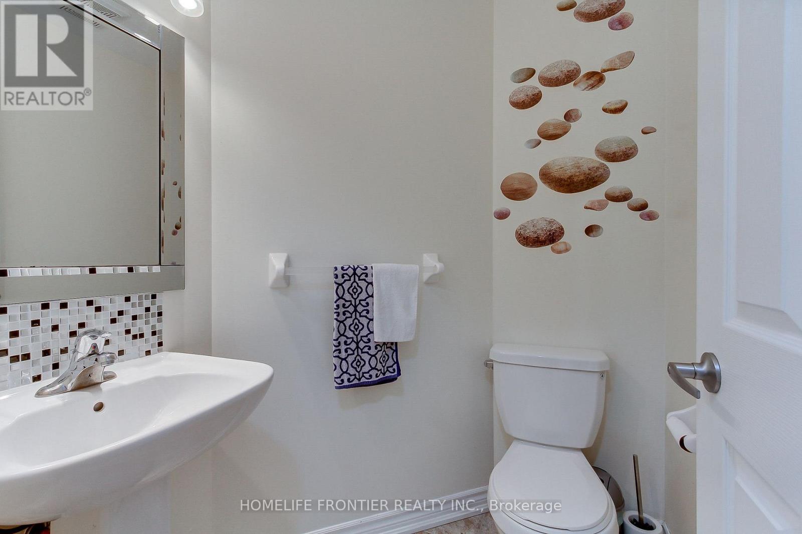 162 Verdi Road, Richmond Hill, Ontario  L4E 0Z6 - Photo 16 - N12513706