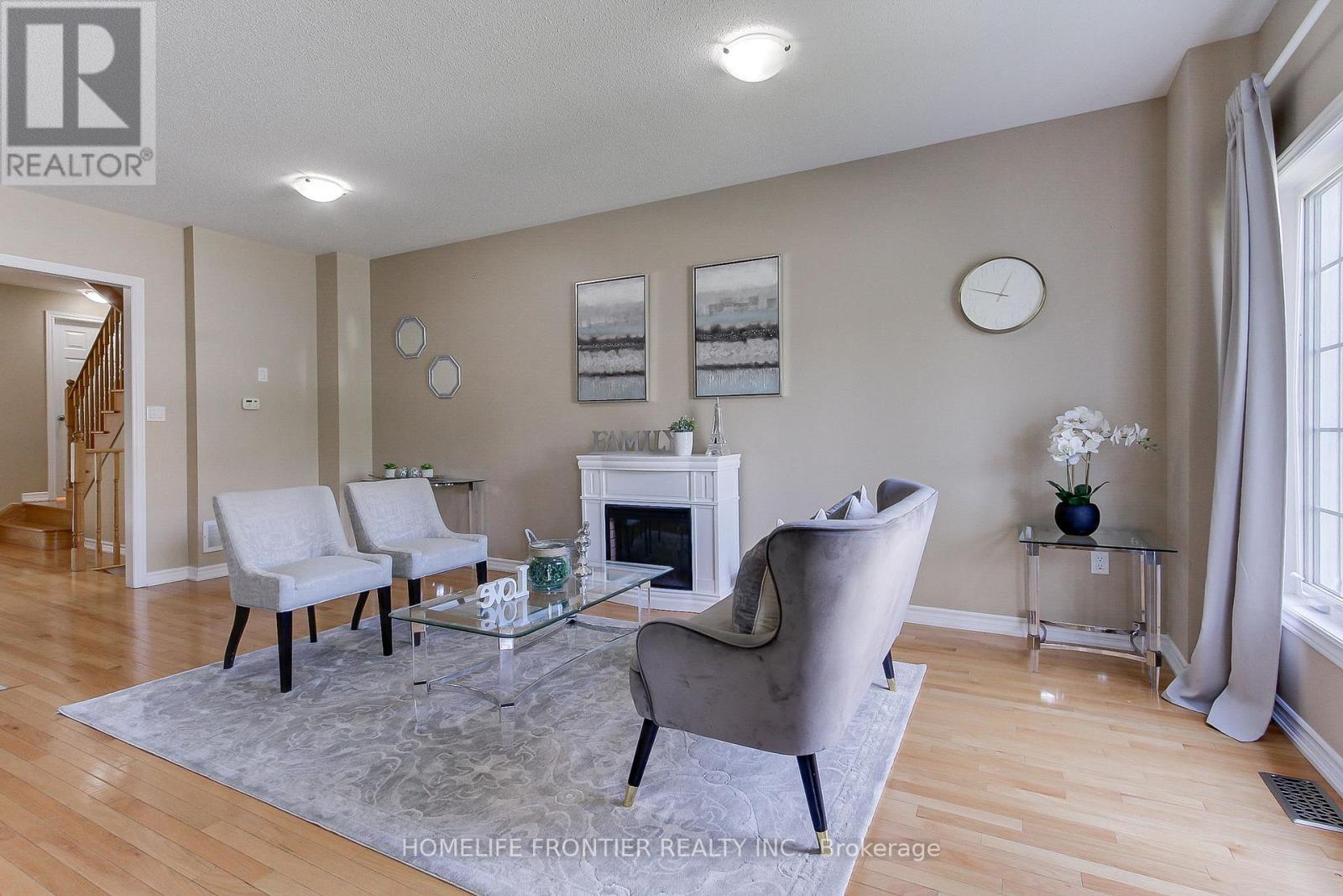 162 Verdi Road, Richmond Hill, Ontario  L4E 0Z6 - Photo 7 - N12513706