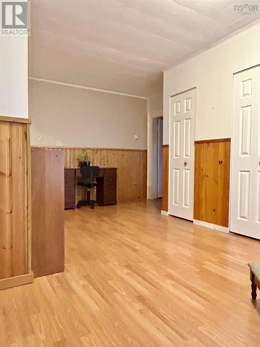 12 Hector Street, Port Maitland, Nova Scotia  B5A 5R8 - Photo 15 - 202527353