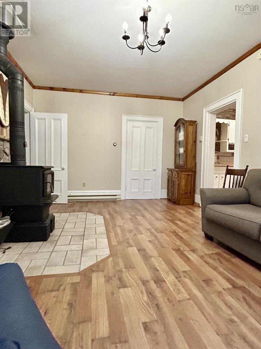 12 Hector Street, Port Maitland, Nova Scotia  B5A 5R8 - Photo 6 - 202527353