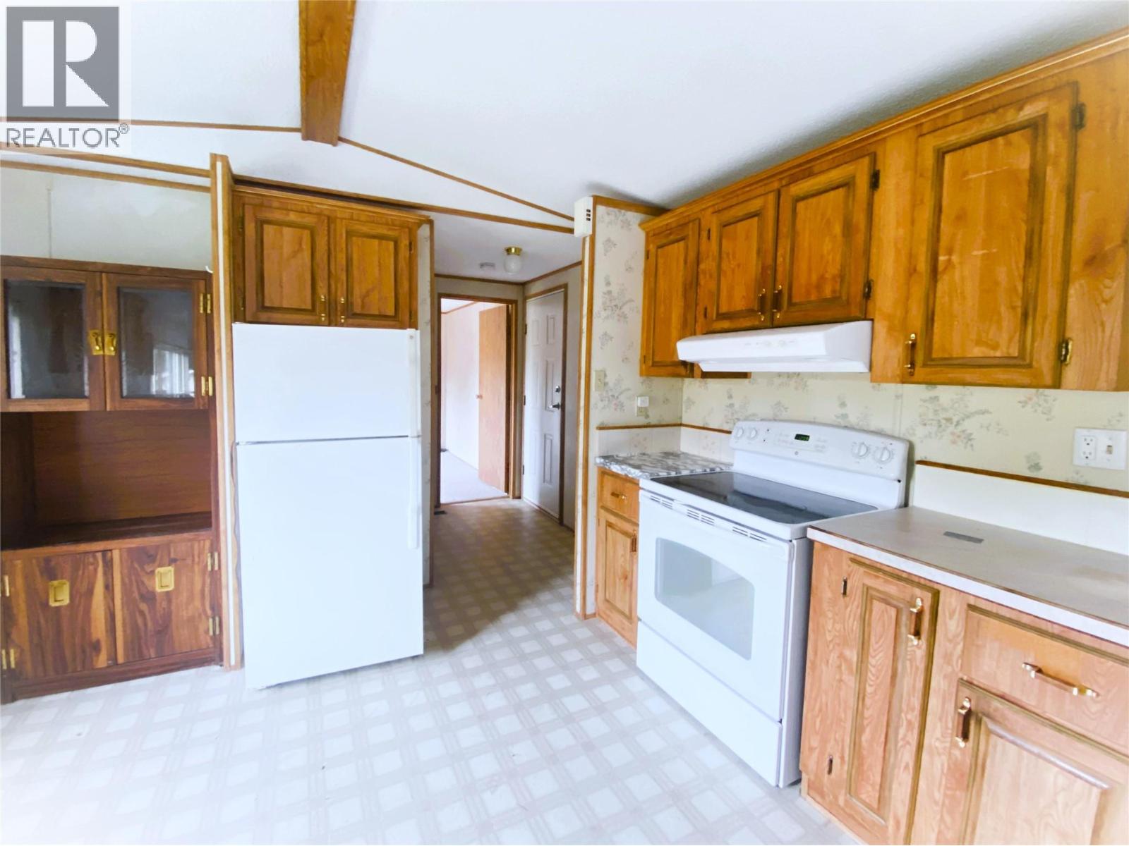 655 Caouette Road, Sorrento, British Columbia  V0E 2W1 - Photo 12 - 10367473