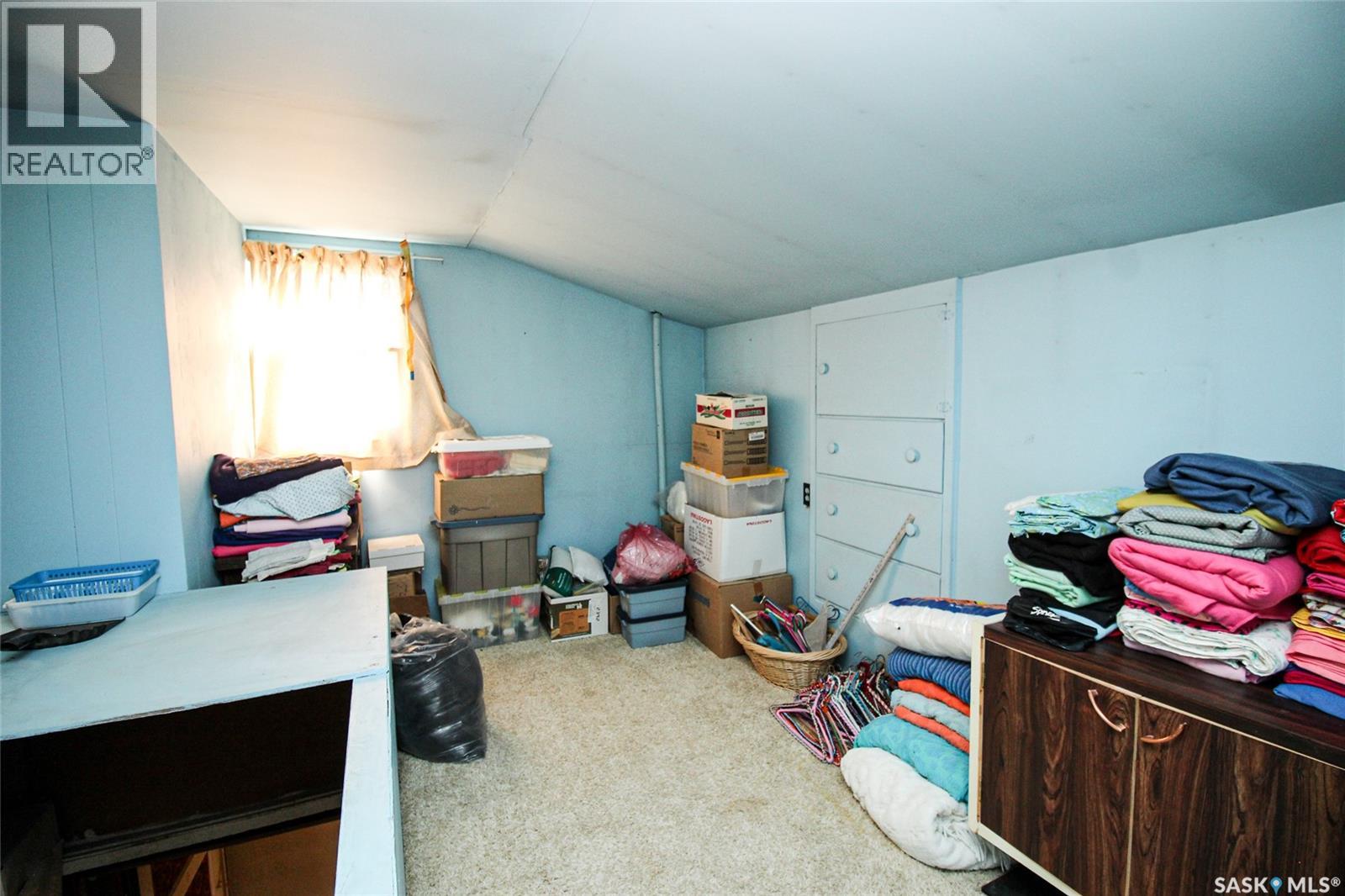 216 2nd Street E, Shaunavon, Saskatchewan  S0N 2M0 - Photo 27 - SK999805