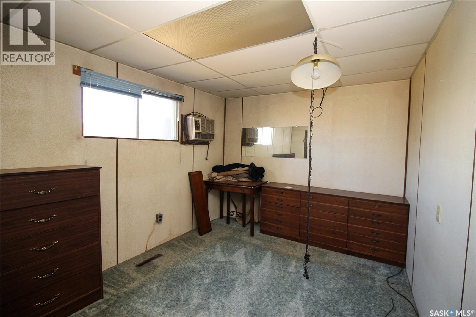 216 2nd Street E, Shaunavon, Saskatchewan  S0N 2M0 - Photo 20 - SK999805