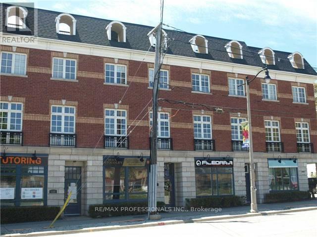 114 BRONTE ROAD, Oakville, Ontario