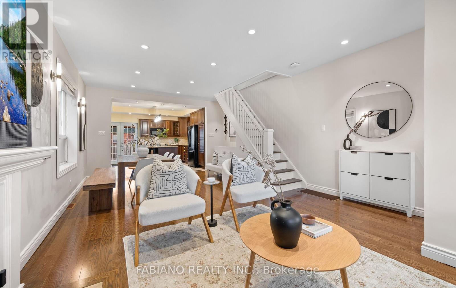 117 Morrison Avenue, Toronto, Ontario  M6E 1M3 - Photo 10 - W12513598