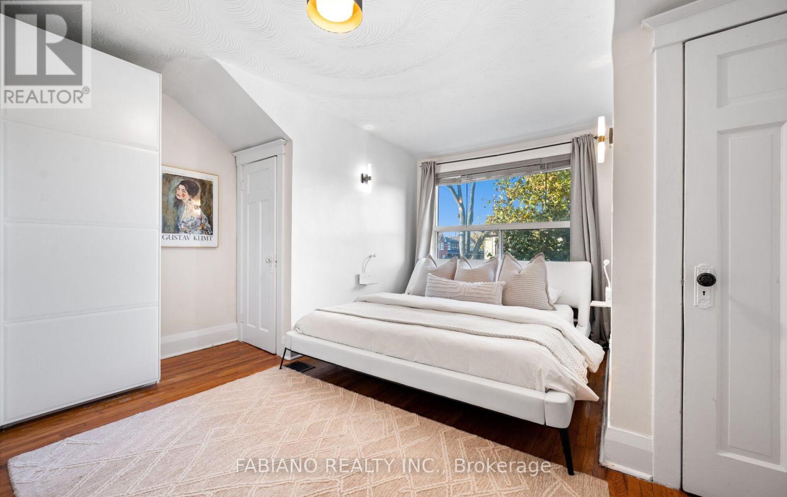 117 Morrison Avenue, Toronto, Ontario  M6E 1M3 - Photo 25 - W12513598