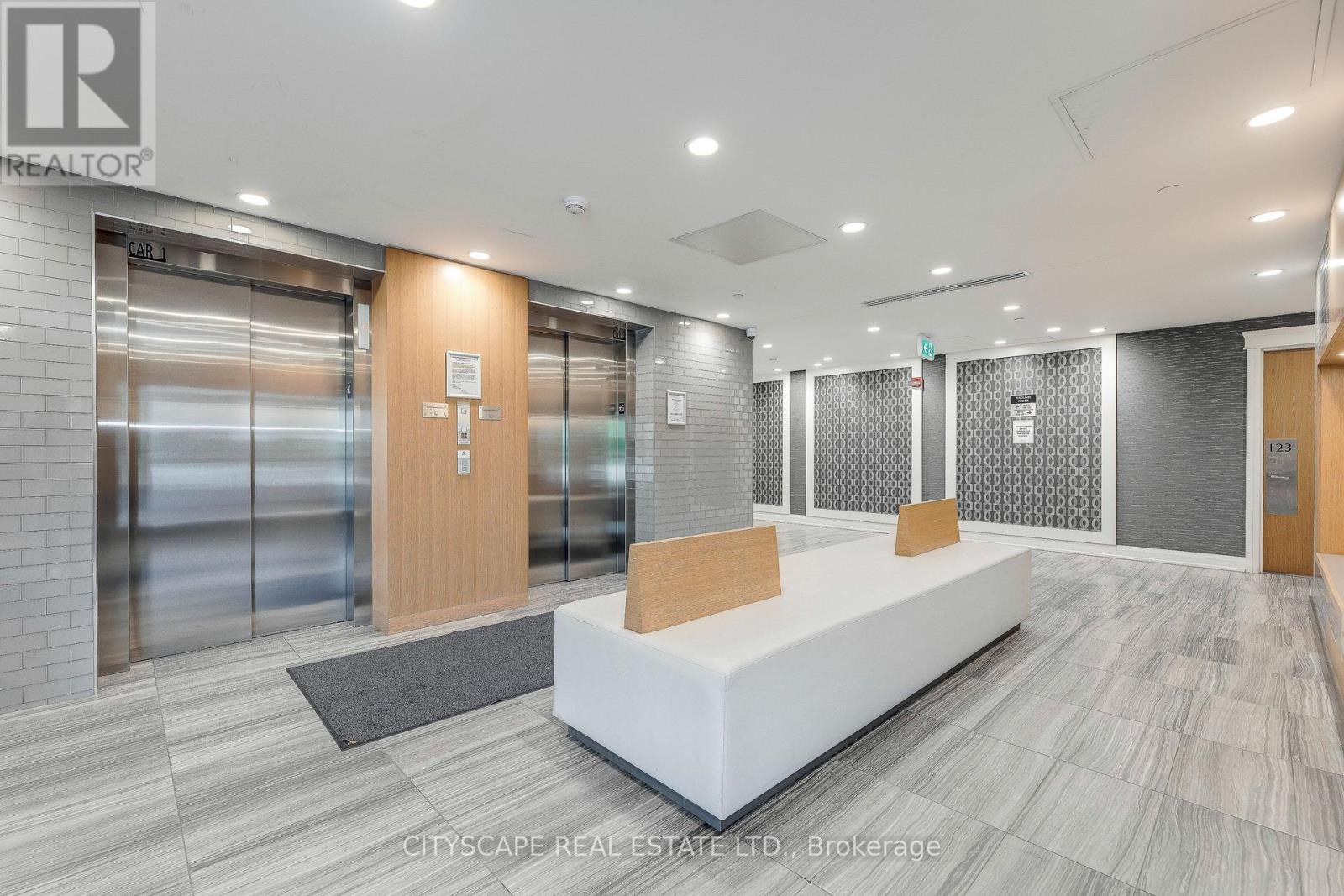 205 - 128 Grovewood Common, Oakville, Ontario  L6H 0X3 - Photo 26 - W12513644