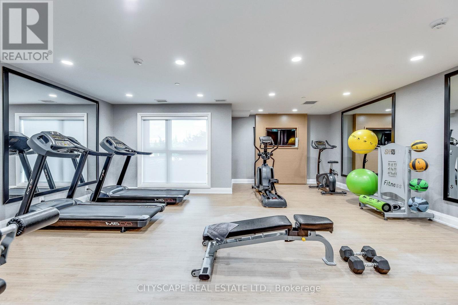 205 - 128 Grovewood Common, Oakville, Ontario  L6H 0X3 - Photo 20 - W12513654