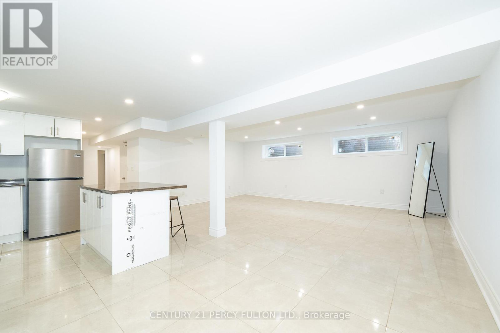 10 Sealcove Drive, Toronto, Ontario  M9C 2C5 - Photo 18 - W12513696