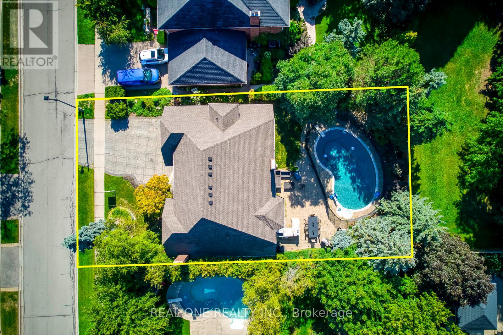 1340 Greeneagle Drive, Oakville, Ontario  L6M 2M9 - Photo 47 - W12513730