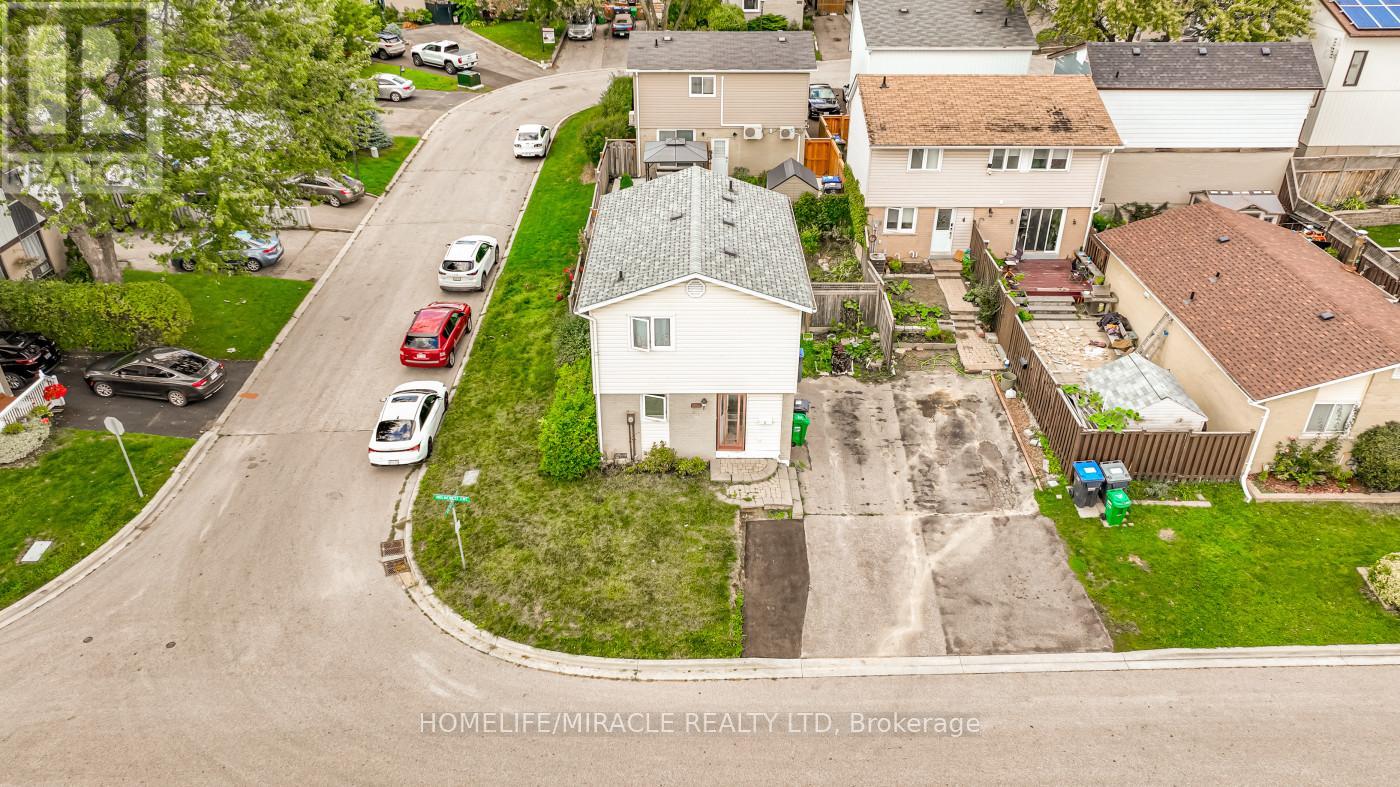 5 Holmcrest Court, Brampton, Ontario  L6S 1R6 - Photo 26 - W12513758