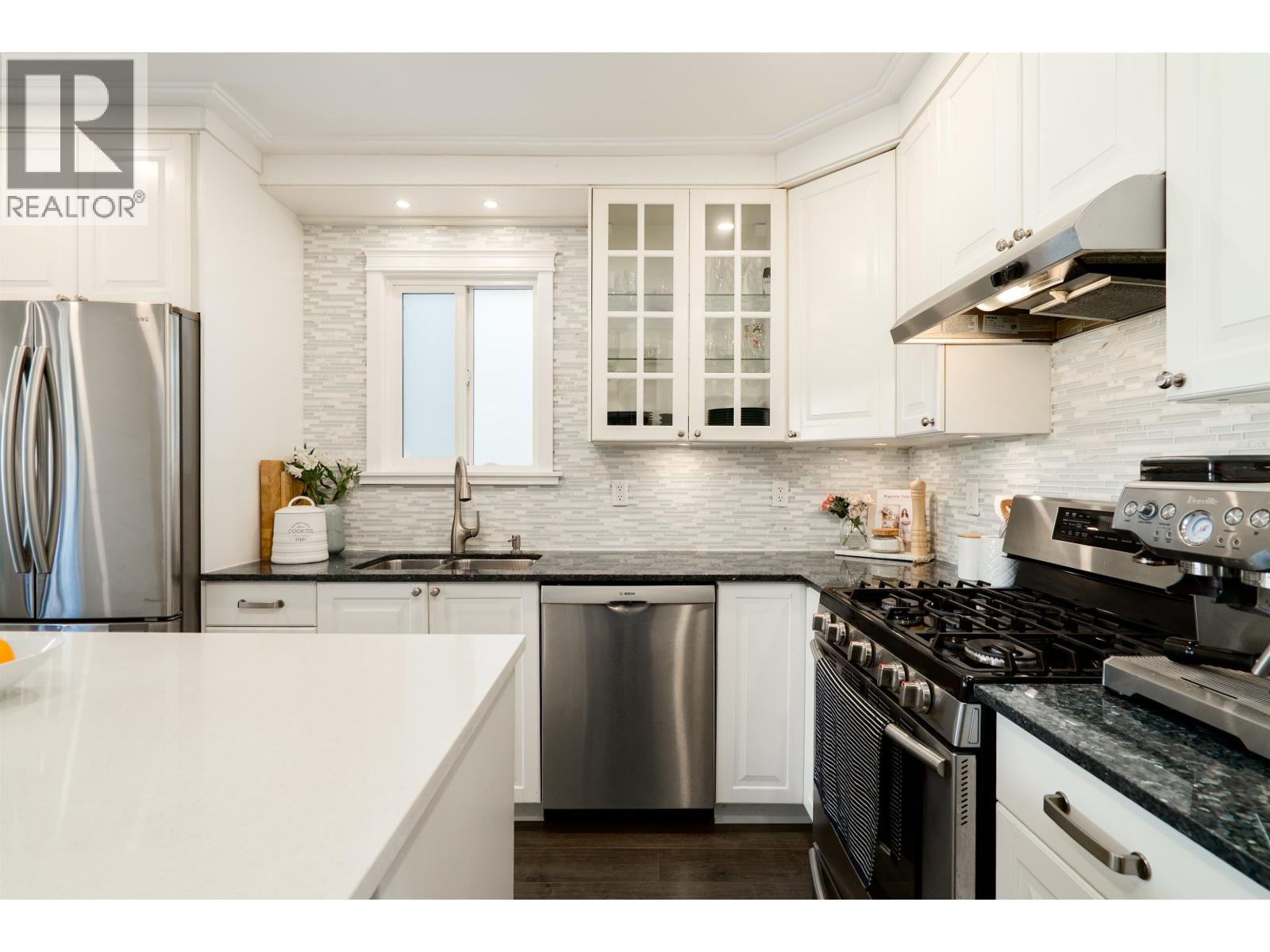 2267 Napier Street, Vancouver, British Columbia  V5L 2P3 - Photo 15 - R3064872