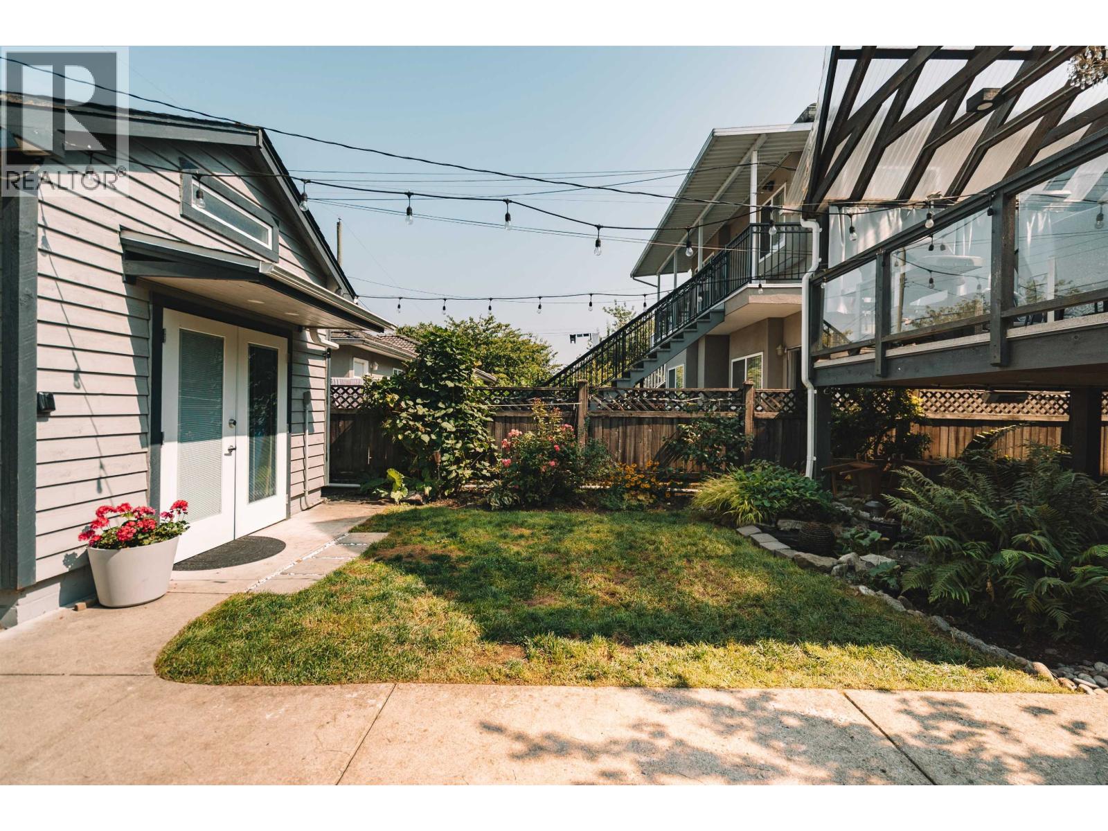 2267 Napier Street, Vancouver, British Columbia  V5L 2P3 - Photo 37 - R3064872