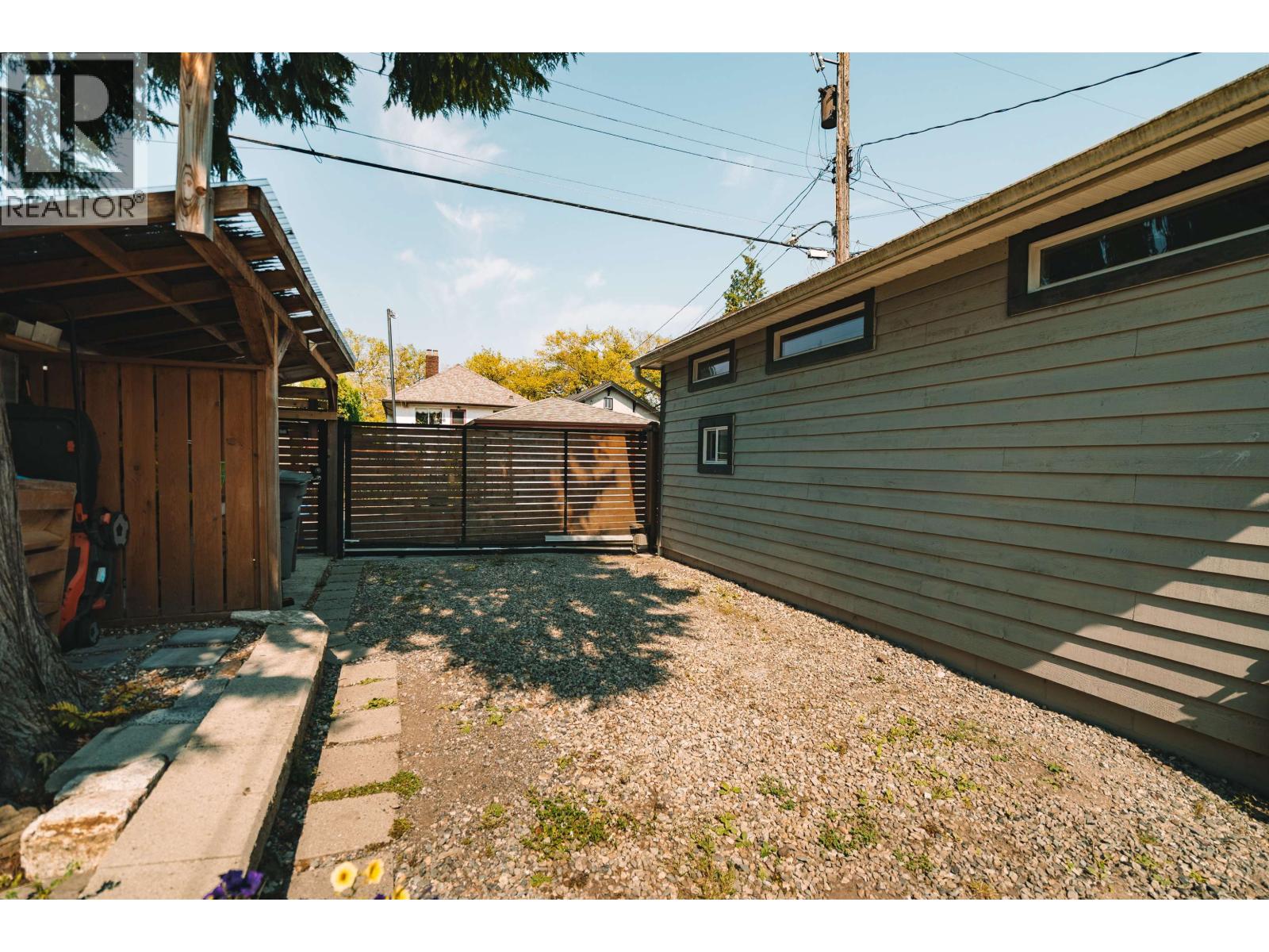 2267 Napier Street, Vancouver, British Columbia  V5L 2P3 - Photo 35 - R3064872