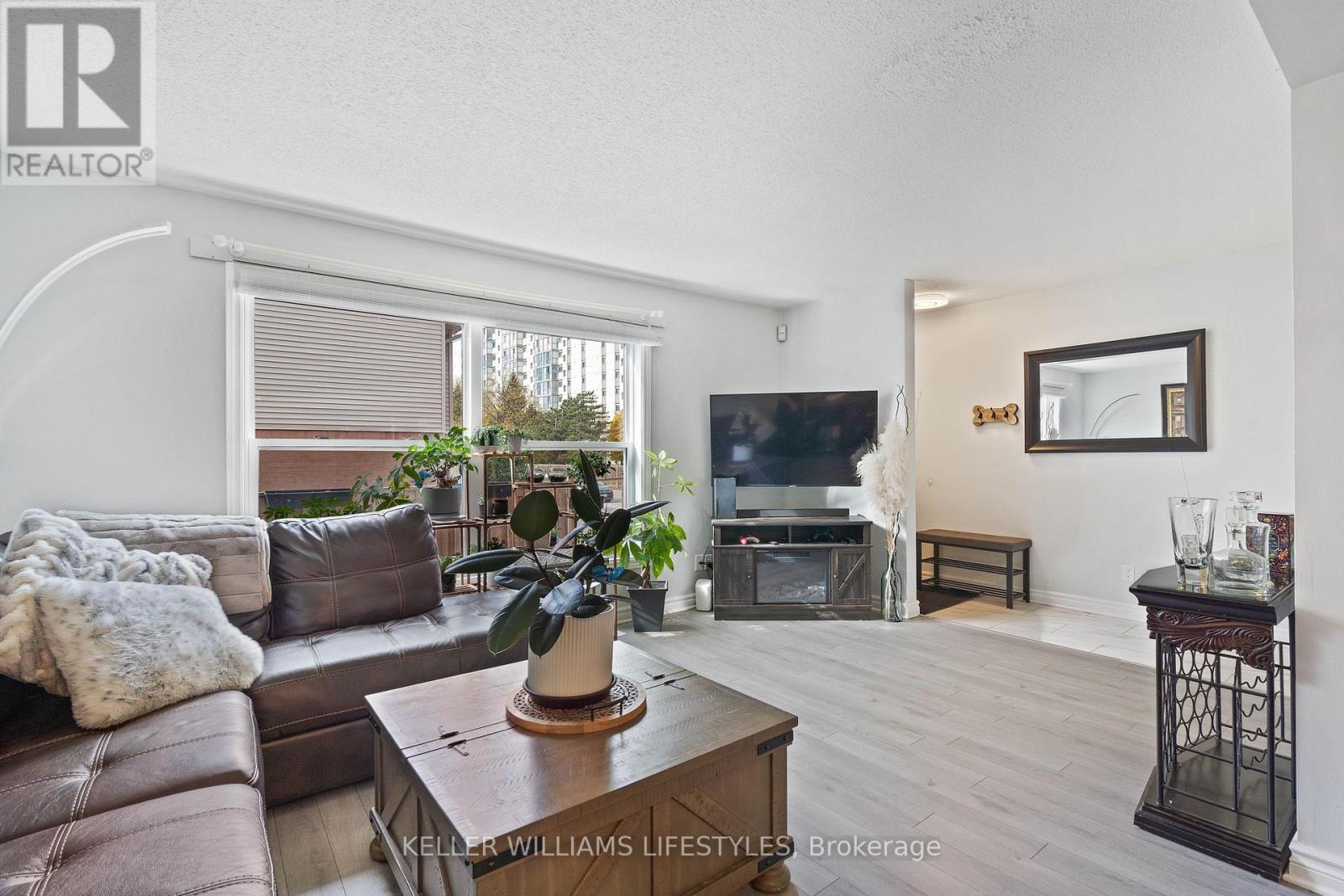 3 - 757 Wharncliffe Road S, London South, Ontario N6J 2N7 - Photo 12 - X12513874