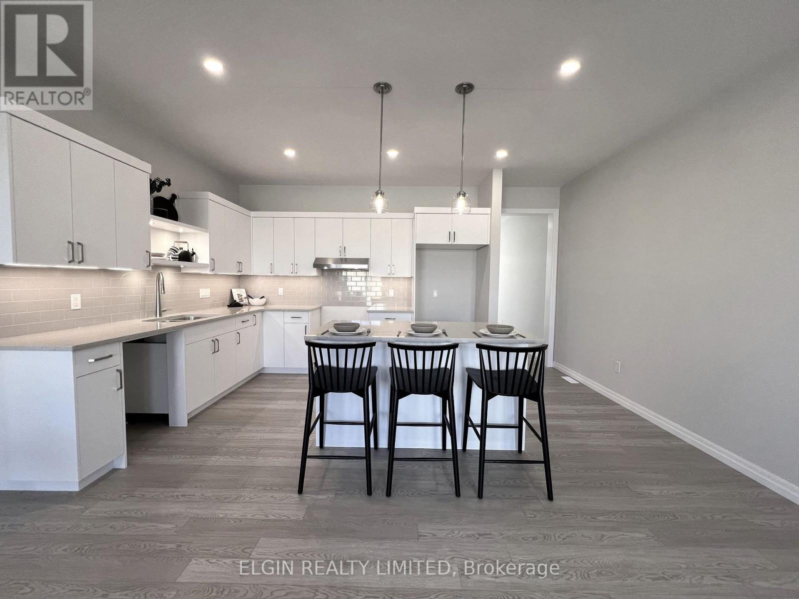 57 Willow Drive, Aylmer, Ontario  N5H 0B9 - Photo 7 - X12513972