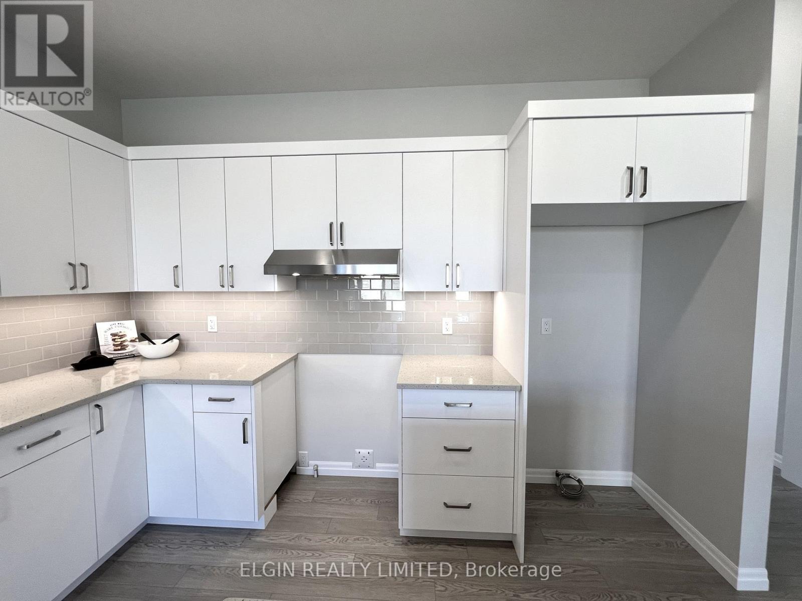 57 Willow Drive, Aylmer, Ontario  N5H 0B9 - Photo 9 - X12513972