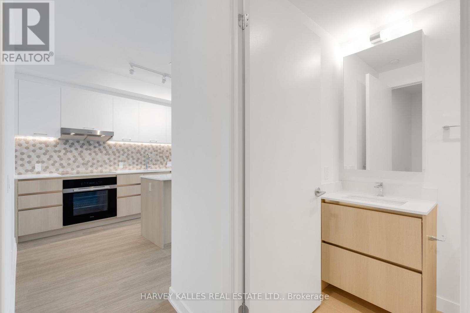 911 - 8188 Yonge Street, Vaughan, Ontario  L4J 1W5 - Photo 22 - N12510356