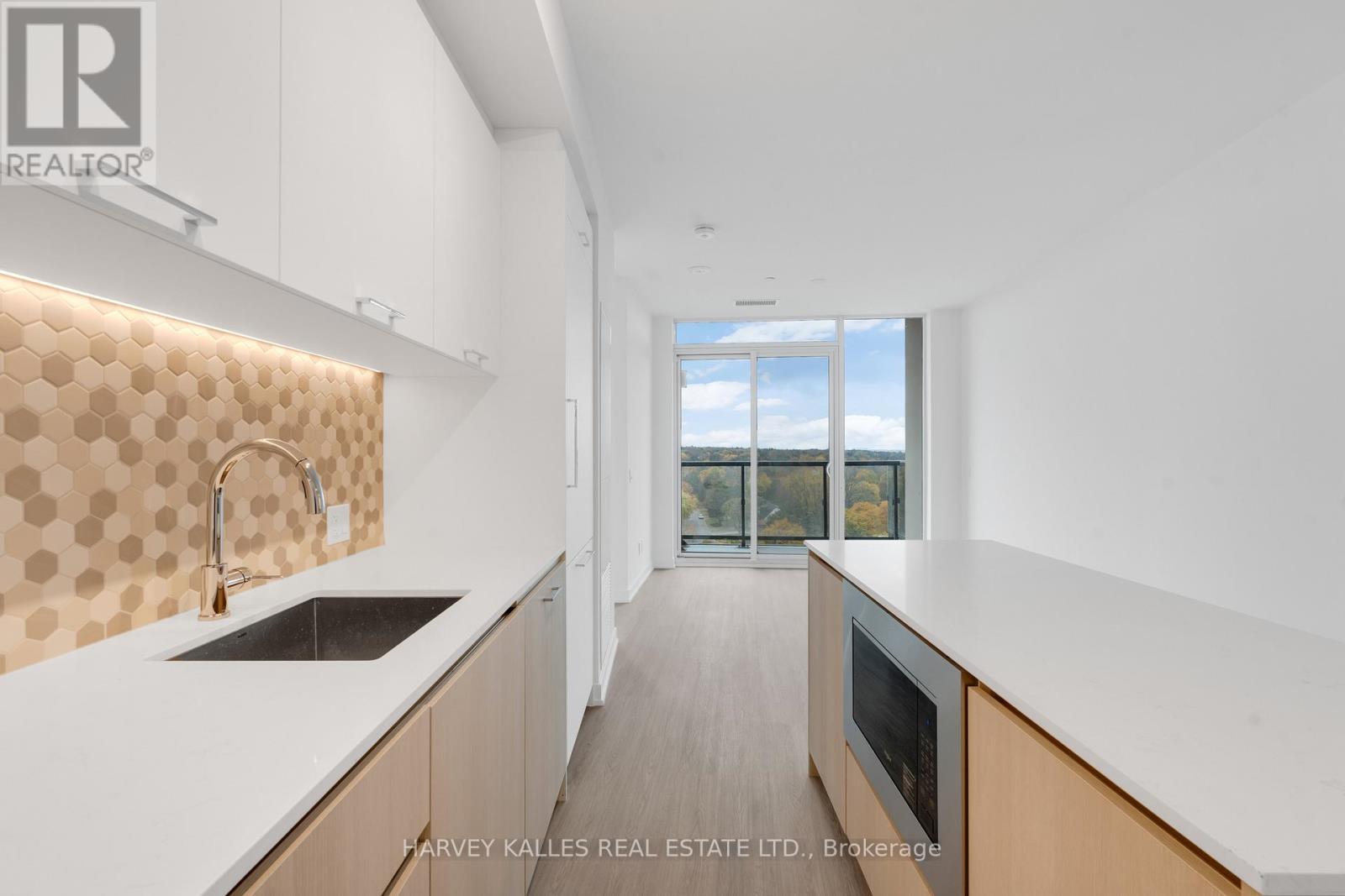 911 - 8188 Yonge Street, Vaughan, Ontario  L4J 1W5 - Photo 11 - N12510356