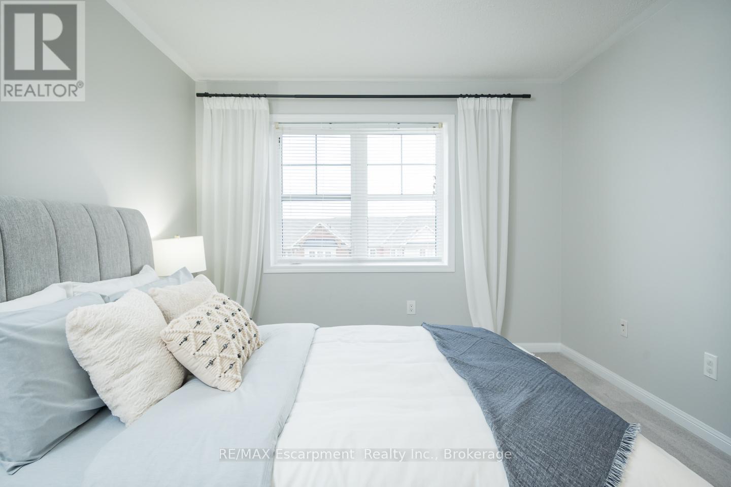 503 Cavanagh Lane, Milton, Ontario L9T 8G3 - Photo 17 - W12513892