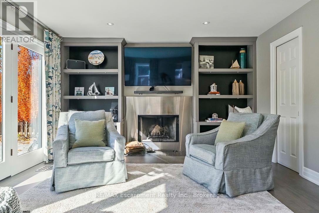 278 Carolyn Drive, Oakville, Ontario  L6K 3M6 - Photo 20 - W12513920